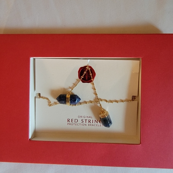 Sodalite Point Pendant Necklace - Picture 4 of 5